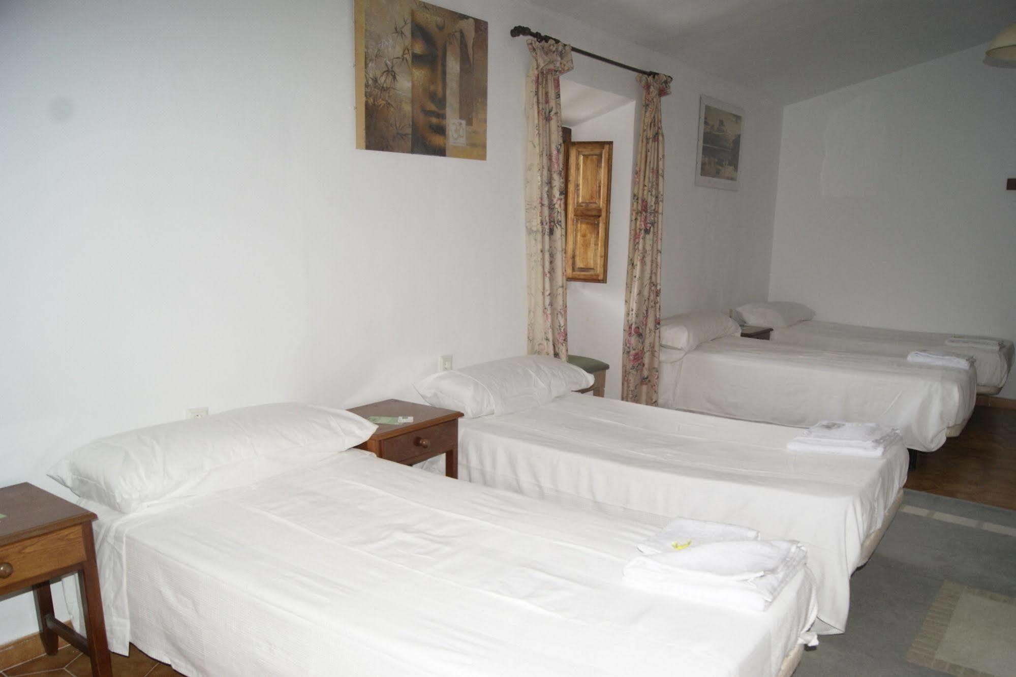 Residencial Rustic Lau Hostel Palma de Mallorca Luaran gambar